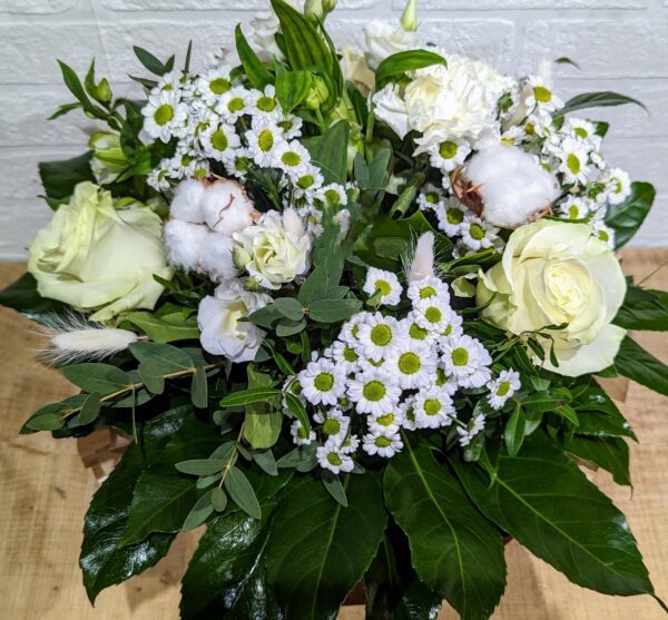 Bouquet rond blanc – Image 2